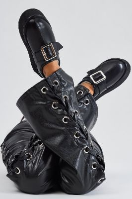 Jenine Platform Casual Slides - Black made by Fashion Nova