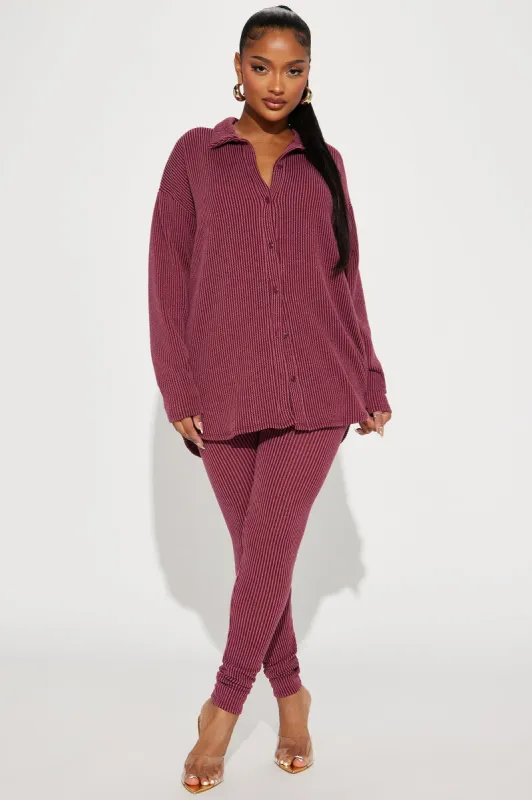 Maddie Ribbed Legging Set - Burgundy sold by Fashion Nova