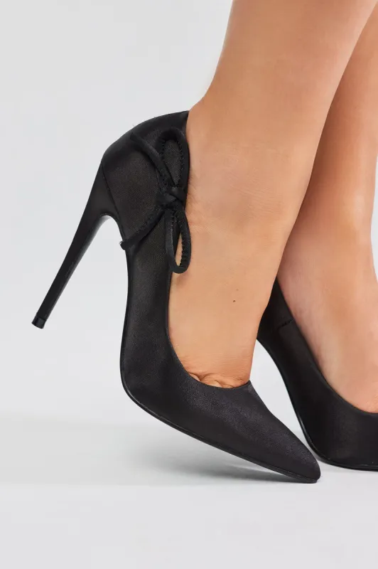 Big City Girl Pumps - Black sold by Fashion Nova