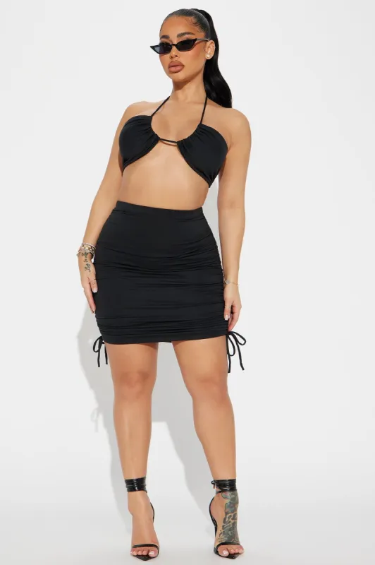 Hooked On Your Vibe Skirt Set - Black sold by Fashion Nova