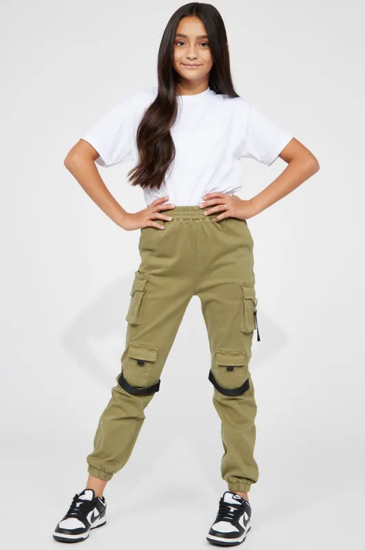 Mini Coolest Girl Cargo Jogger - Olive sold by Fashion Nova