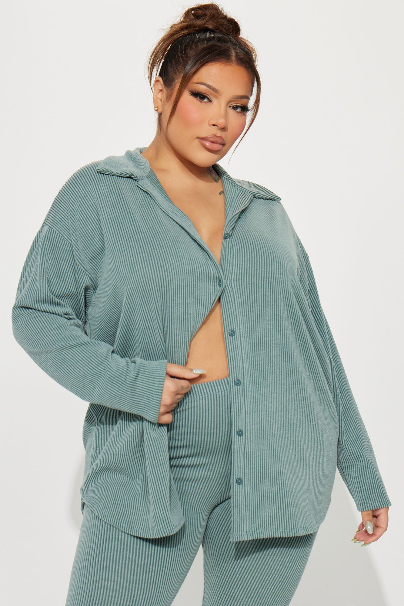 Maddie Ribbed Legging Set - Sage sold by Fashion Nova product image thumbnail 5