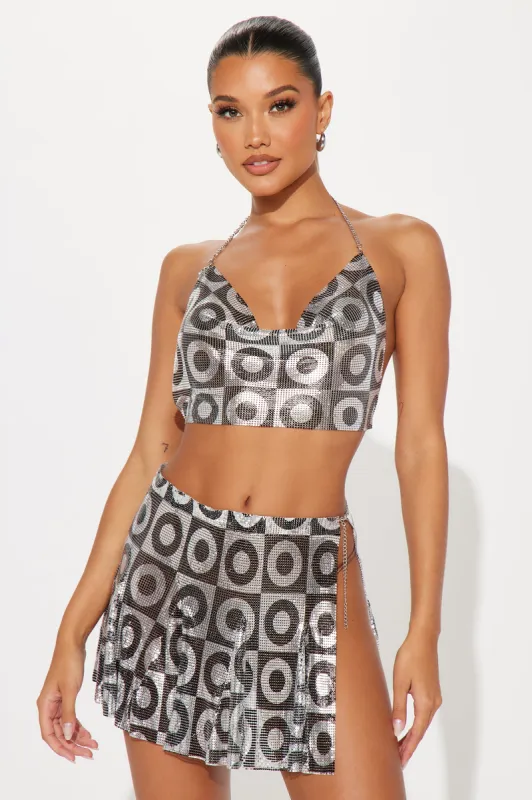 Ali Chain Skirt Set - Silver sold by Fashion Nova