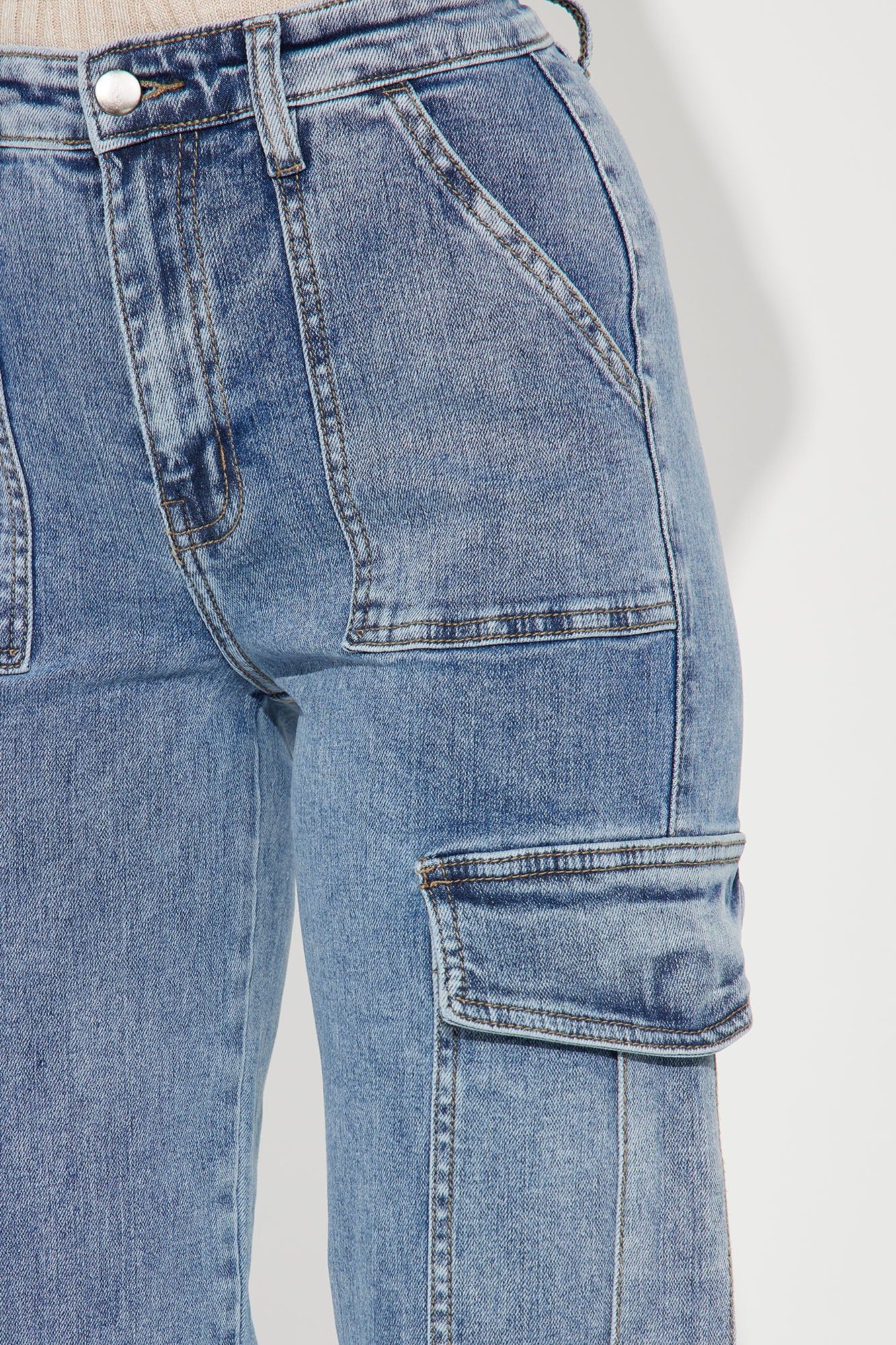 Crowd Pleaser Stretch Cargo Jeans - Medium Wash sold by Fashion Nova product image thumbnail 3