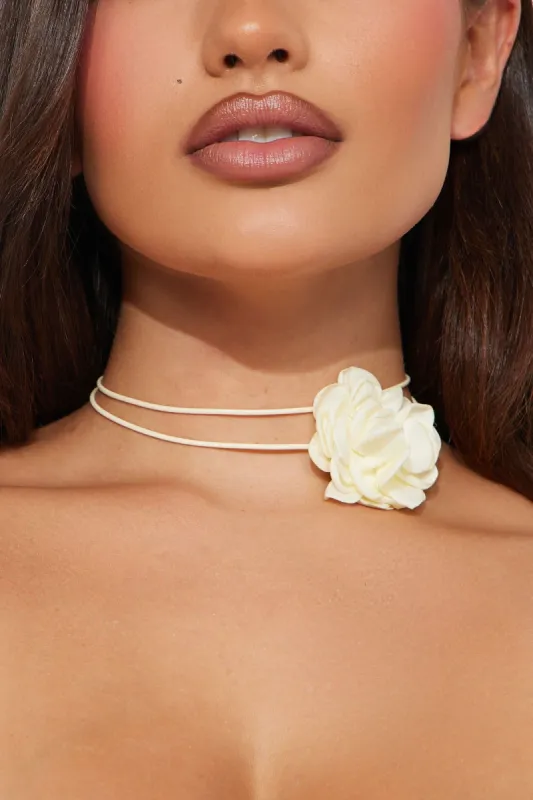 A Little Romance Choker - Ivory sold by Fashion Nova