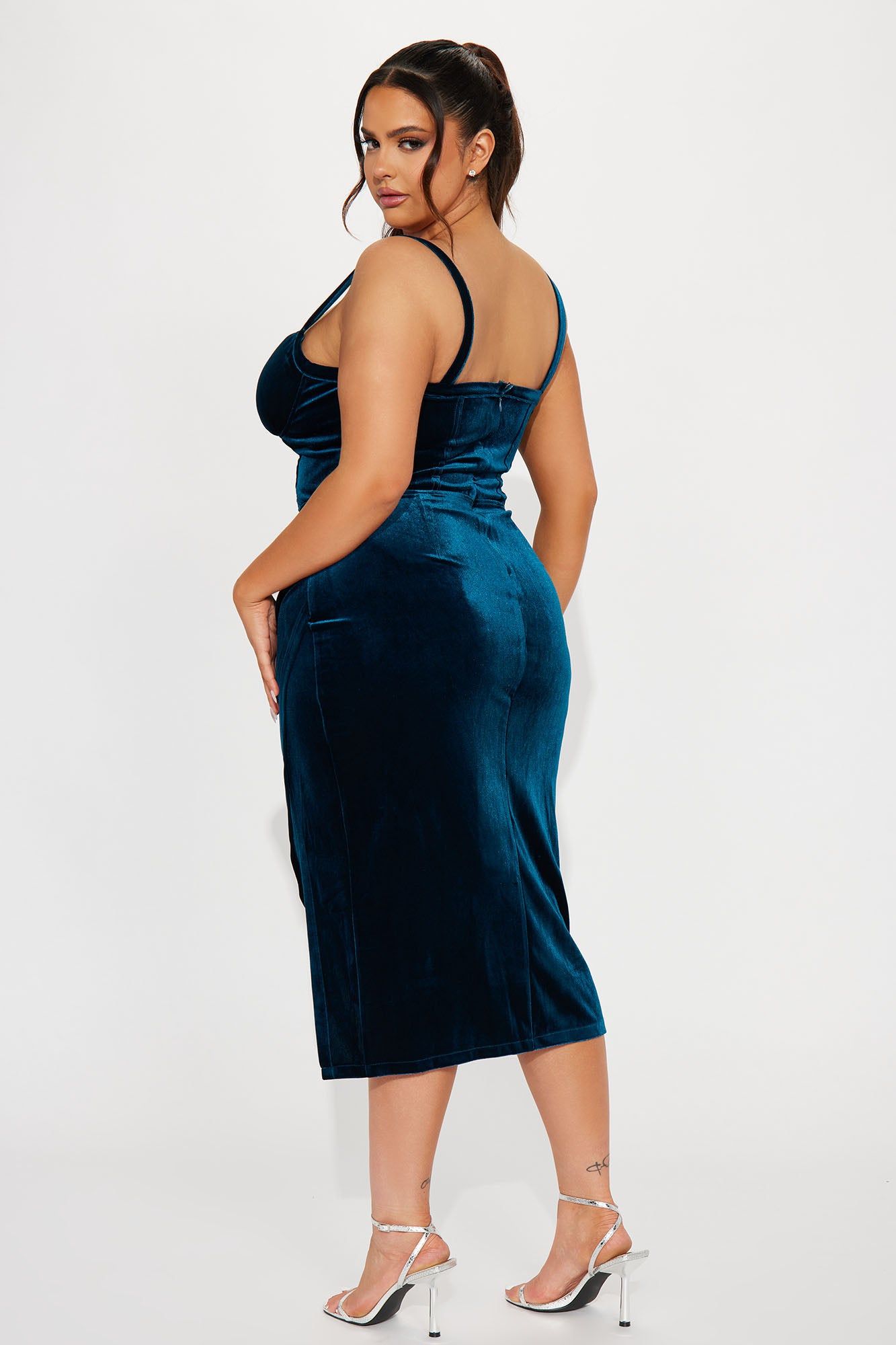 Fashion Nova Kiara Velvet Midi Dress Teal Parallel