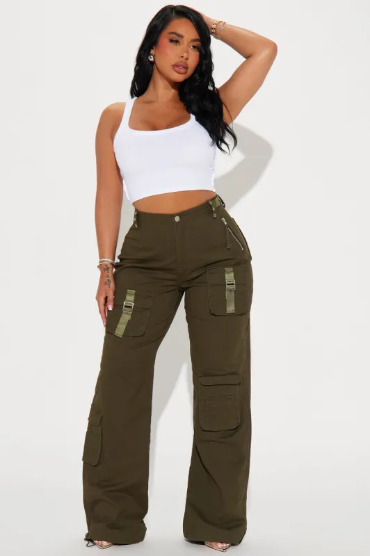 I'm In Town Wide Leg Cargo Jogger - Olive sold by Fashion Nova