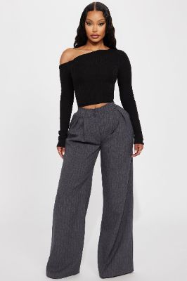 Busy Taking Calls Wide Leg Trouser - Charcoal sold by Fashion Nova