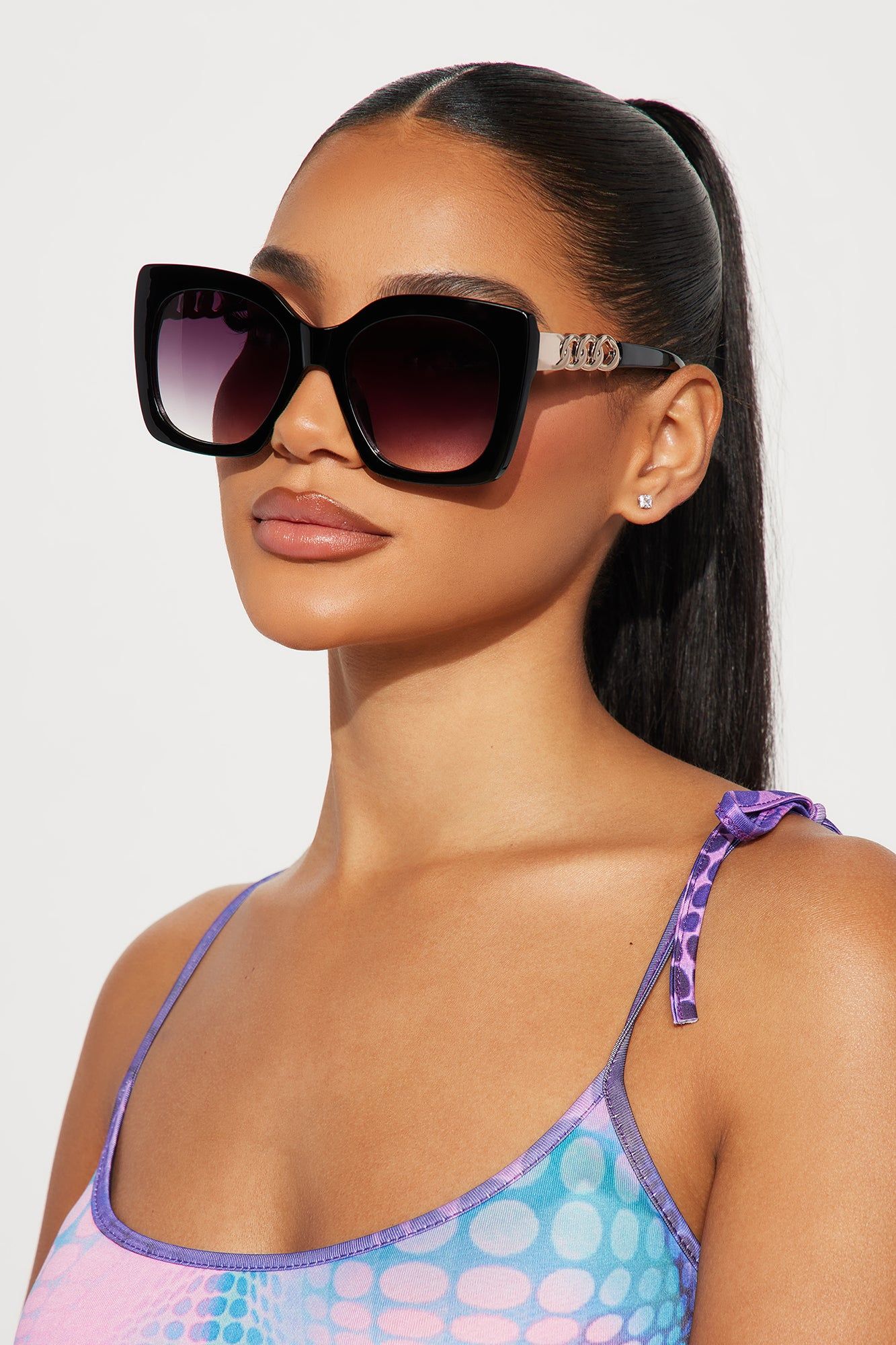 Searching For The Moon Sunglasses - Black sold by Fashion Nova