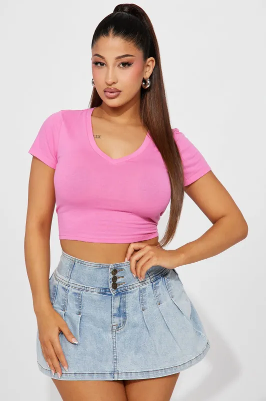 Kaitlyn V Neck Crop Top - Pink sold by Fashion Nova