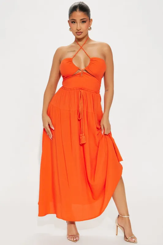 Isla Cut Out Maxi Dress - Tomato Red sold by Fashion Nova