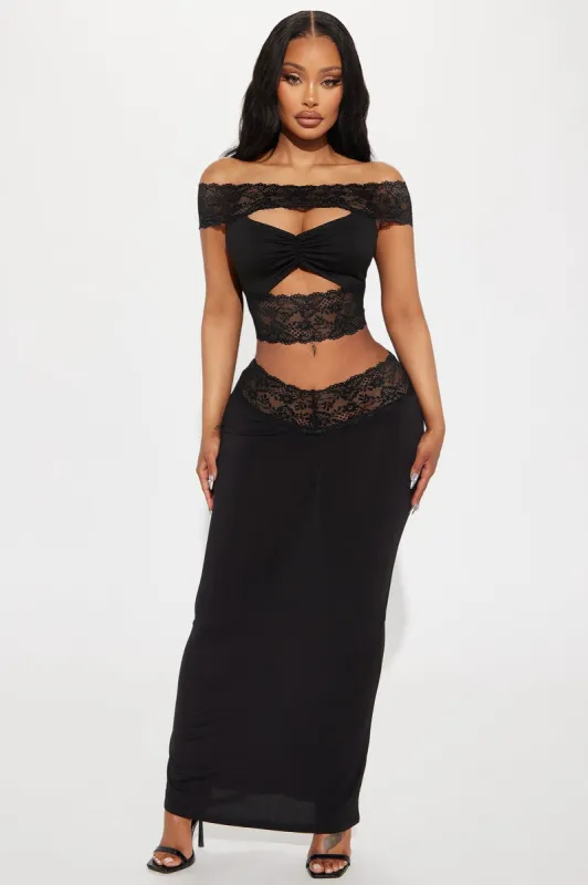 Selena Lace Trim Maxi Skirt - Black sold by Fashion Nova