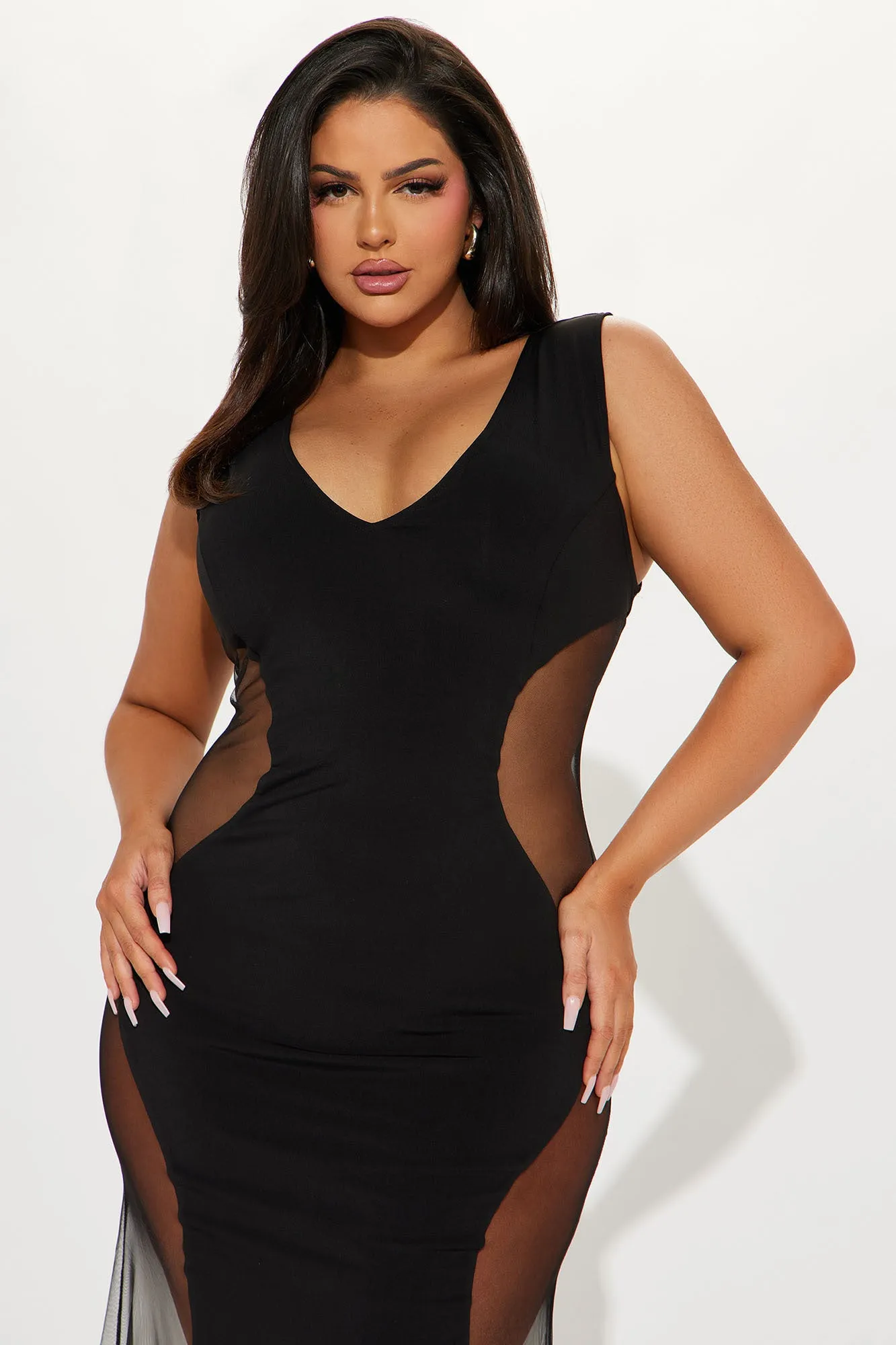Hourglass Mesh Maxi Dress - Black sold by Fashion Nova product image thumbnail 2