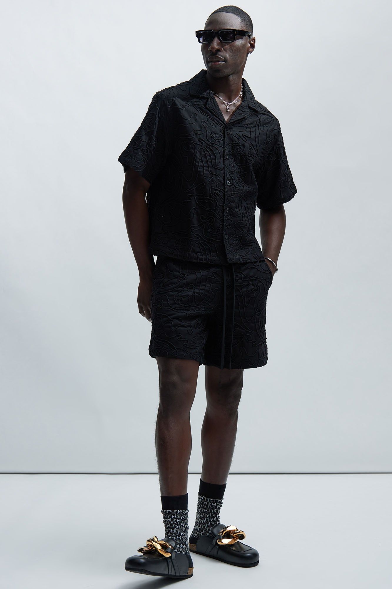 Swirl Jacquard Linen Shorts - Black sold by Fashion Nova product image thumbnail 2