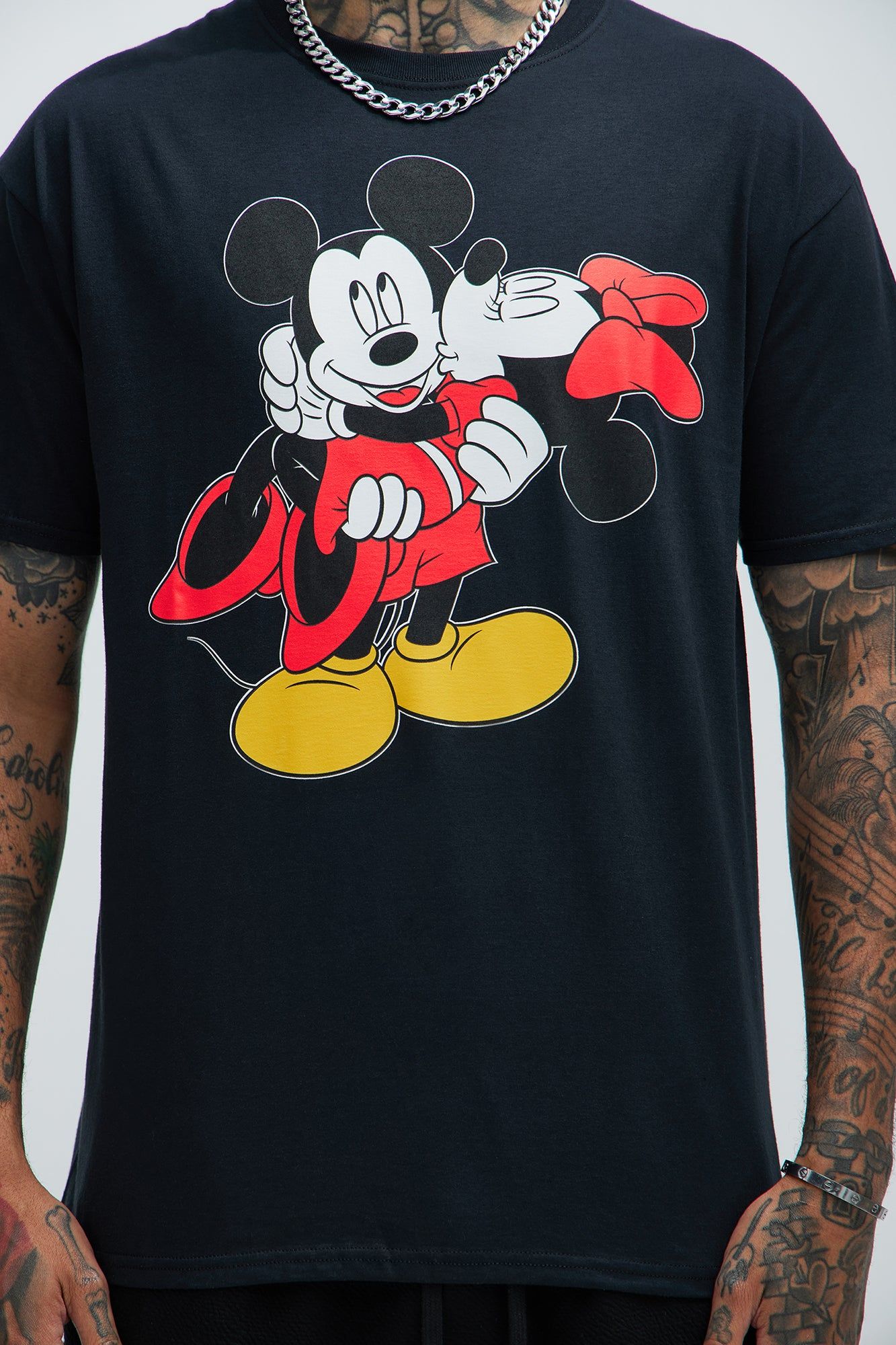 Disney Micky & Minnie Sweethearts Short Sleeve Tee - Black sold by Fashion Nova product image thumbnail 2