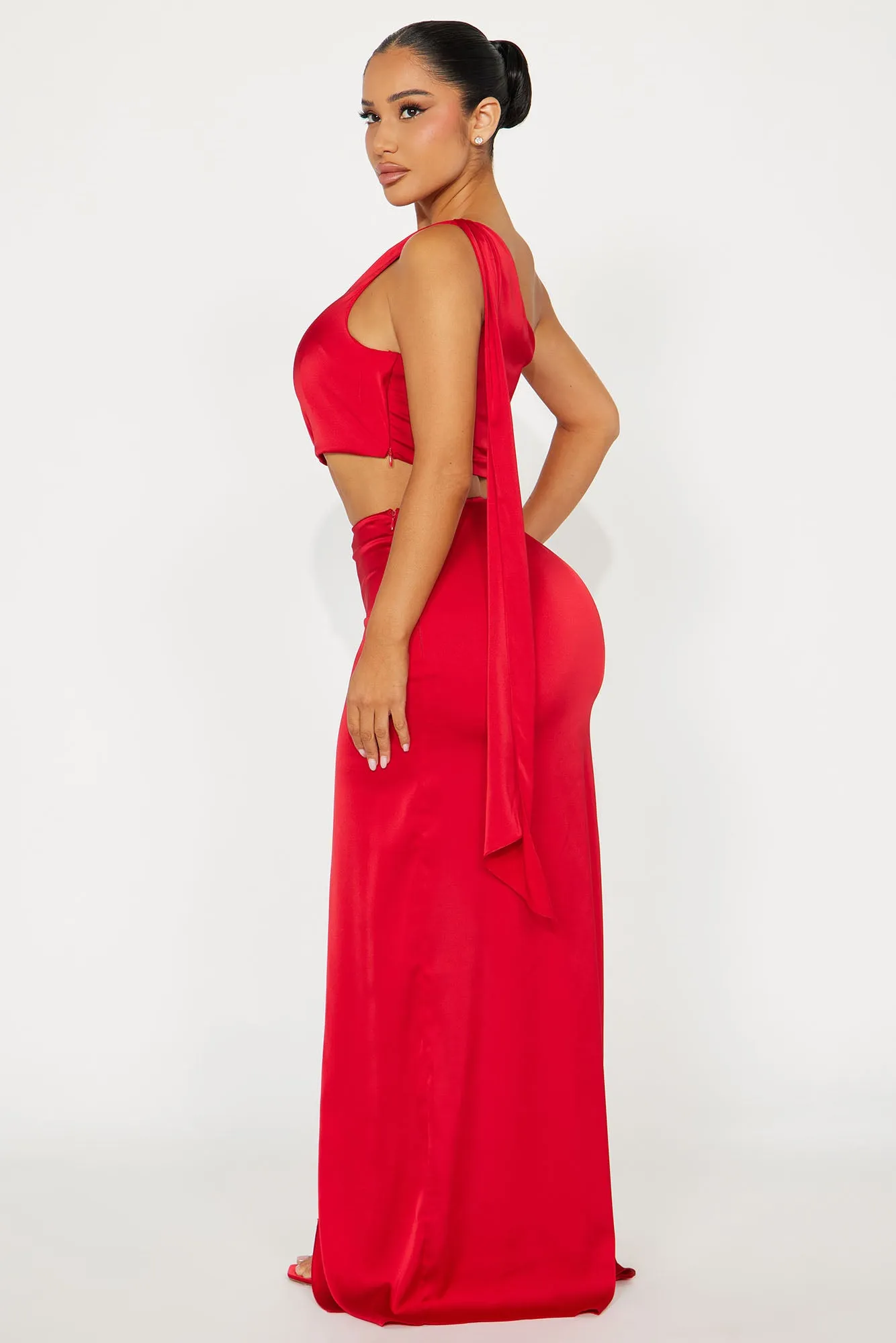 Mya Satin One Shoulder Maxi Skirt Set - Red sold by Fashion Nova product image thumbnail 3