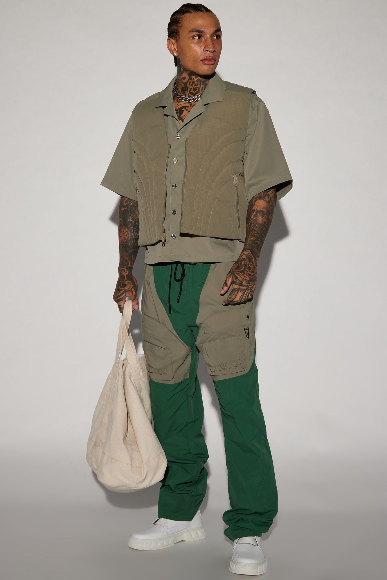 Avalon Ripstop Cropped Tactical Padded Vest - Olive sold by Fashion Nova product image thumbnail 2