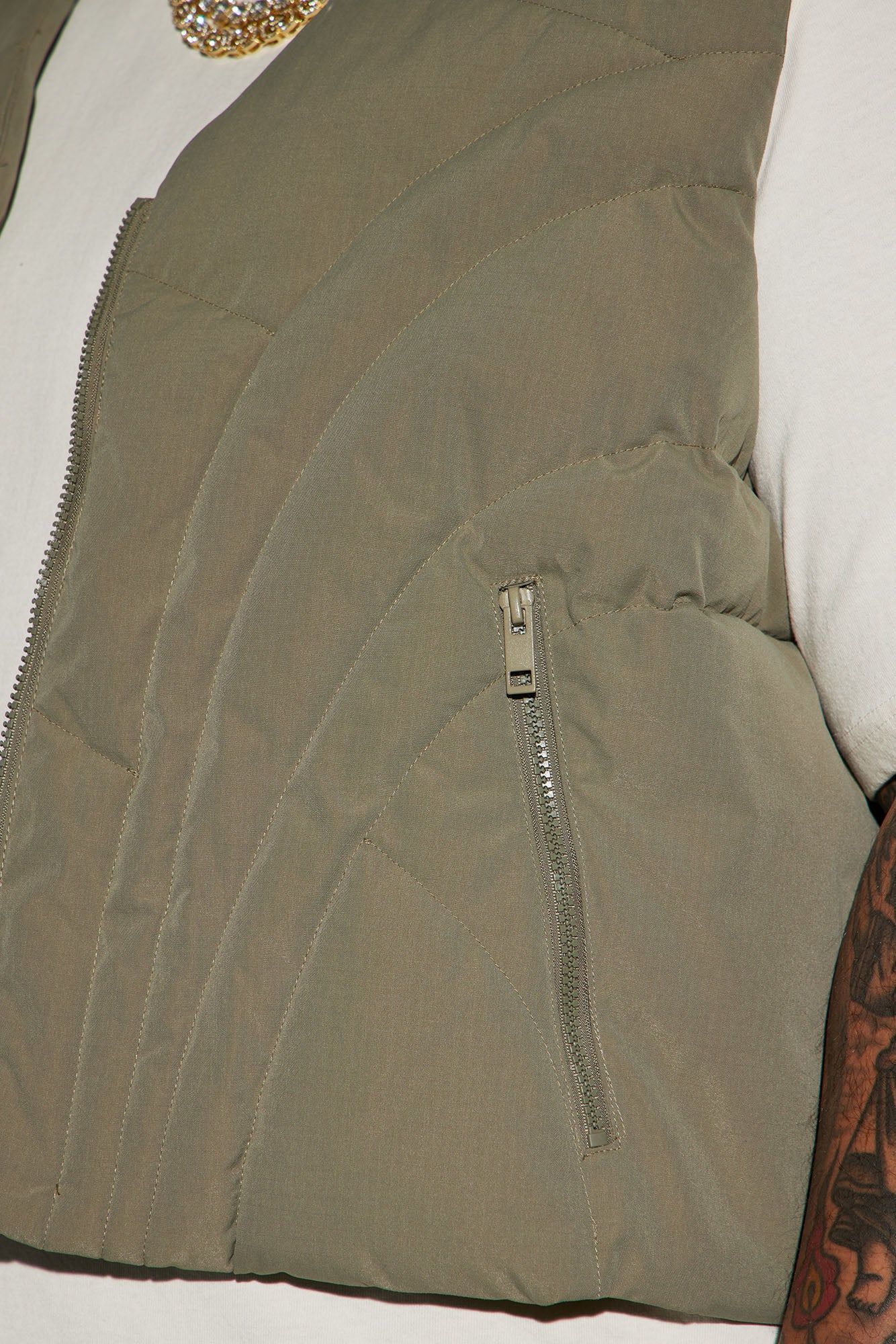 Avalon Ripstop Cropped Tactical Padded Vest - Olive sold by Fashion Nova product image thumbnail 6