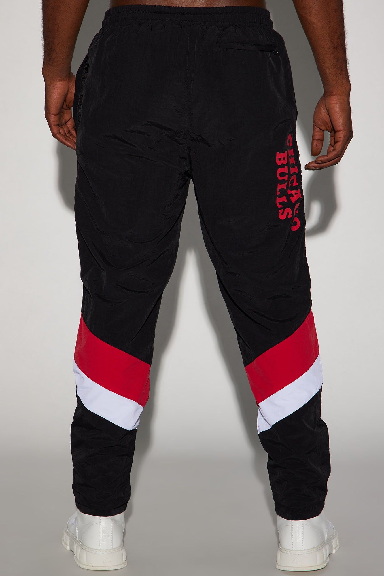 Bulls Hood Star Pants - Black/Red sold by Fashion Nova product image thumbnail 7