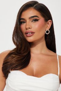 Round Of Diamonds Earrings - Gold sold by Fashion Nova