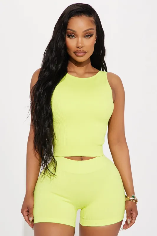 Body Snatch Effortless Seamless Active Top - Neon Green sold by Fashion Nova