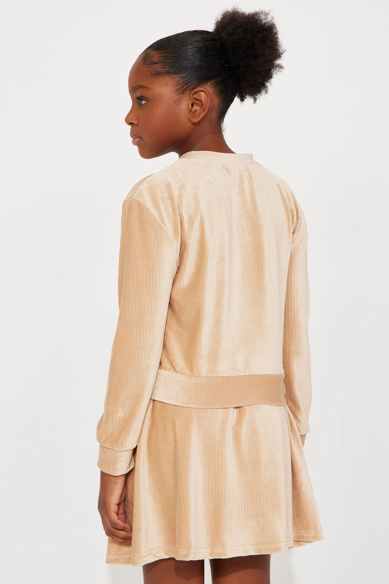 Mini Stay Up Queen Skirt Set - Khaki sold by Fashion Nova product image thumbnail 4