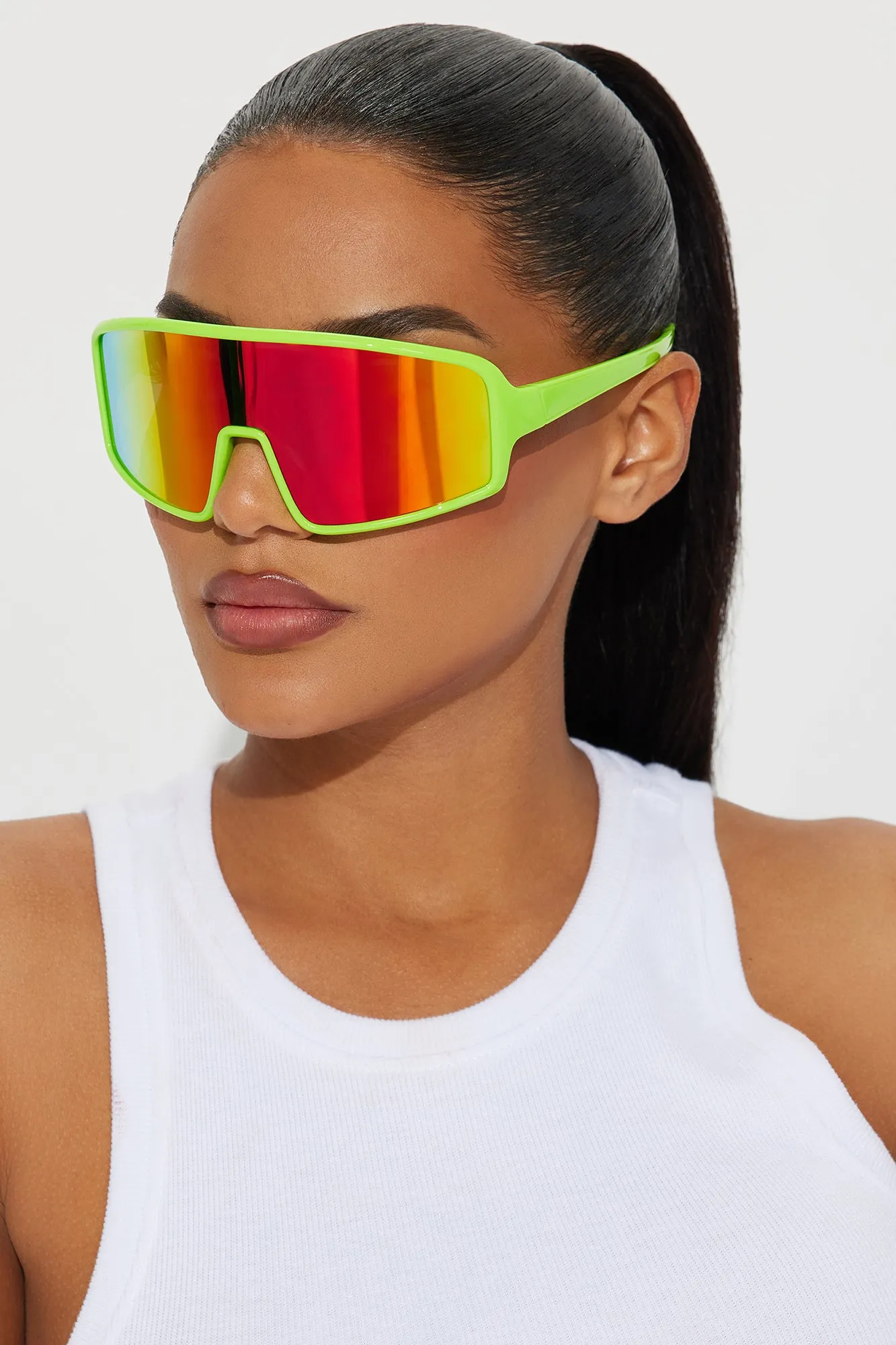 F1 Las Vegas Sunglasses - Green sold by Fashion Nova