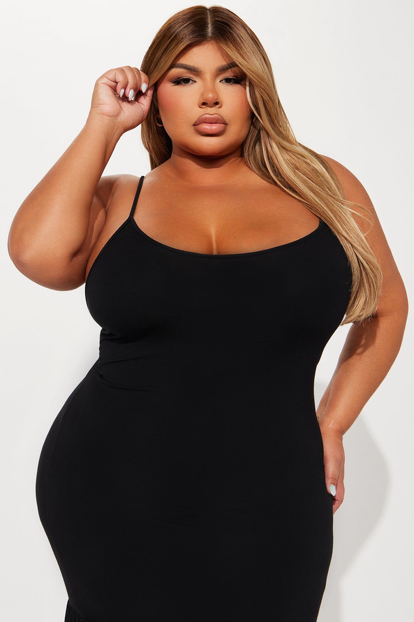 Claudia Maxi Dress - Black sold by Fashion Nova product image thumbnail 2