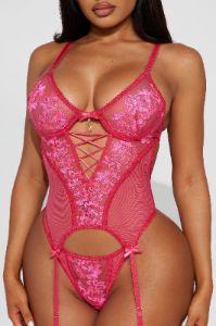 My Floral Secret 2 Piece Garter Set - Pink sold by Fashion Nova