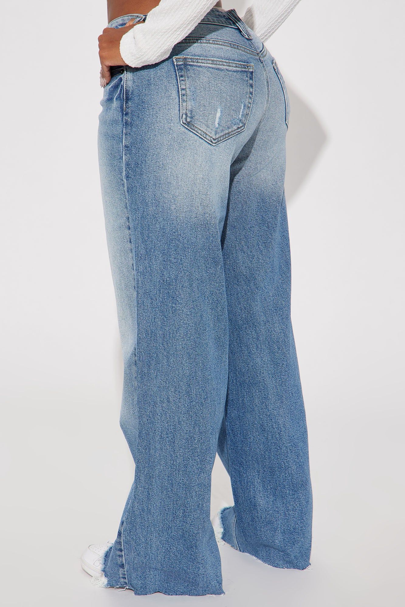 Dahlia Baggy Jeans - Medium Wash sold by Fashion Nova product image thumbnail 3