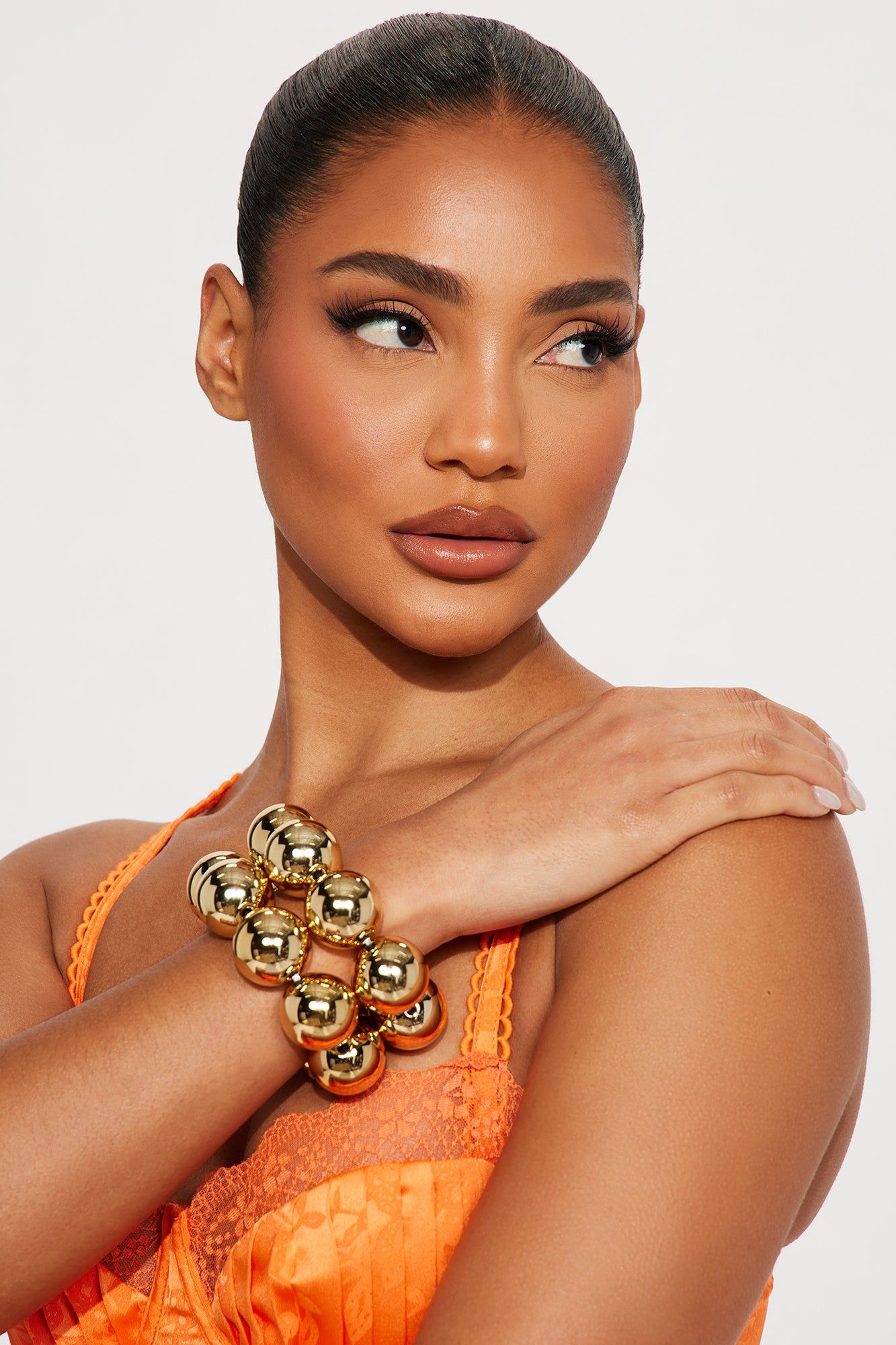 Bubbly Thoughts 2 Piece Bracelet Set - Gold sold by Fashion Nova product image thumbnail 2