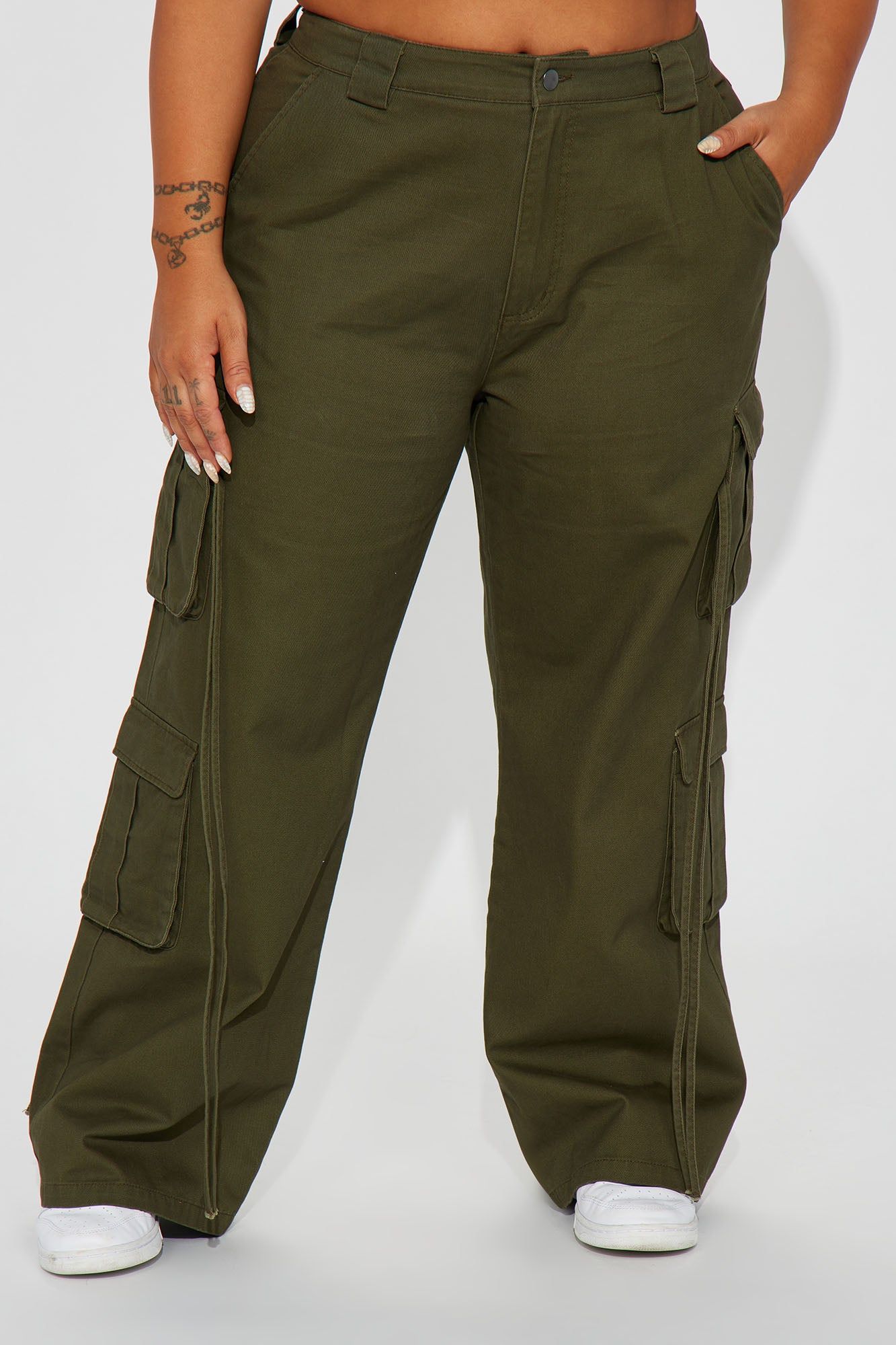 Petite Golden Hour Wide Leg Cargo Pant - Olive sold by Fashion Nova product image thumbnail 5