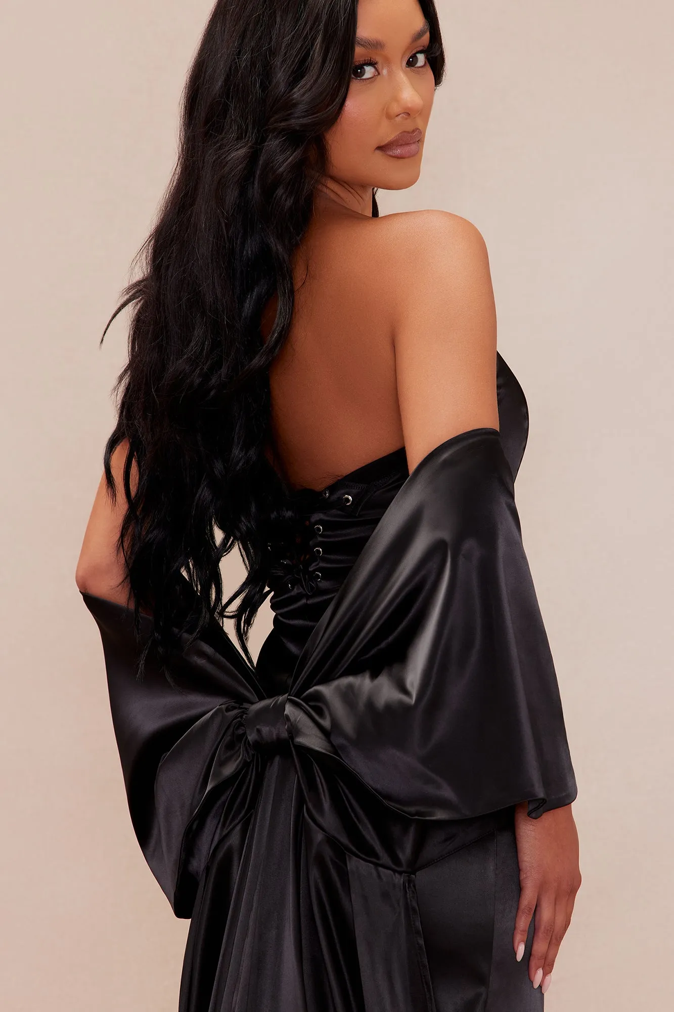 The Main Attraction Satin Gown Set - Black sold by Fashion Nova product image thumbnail 5