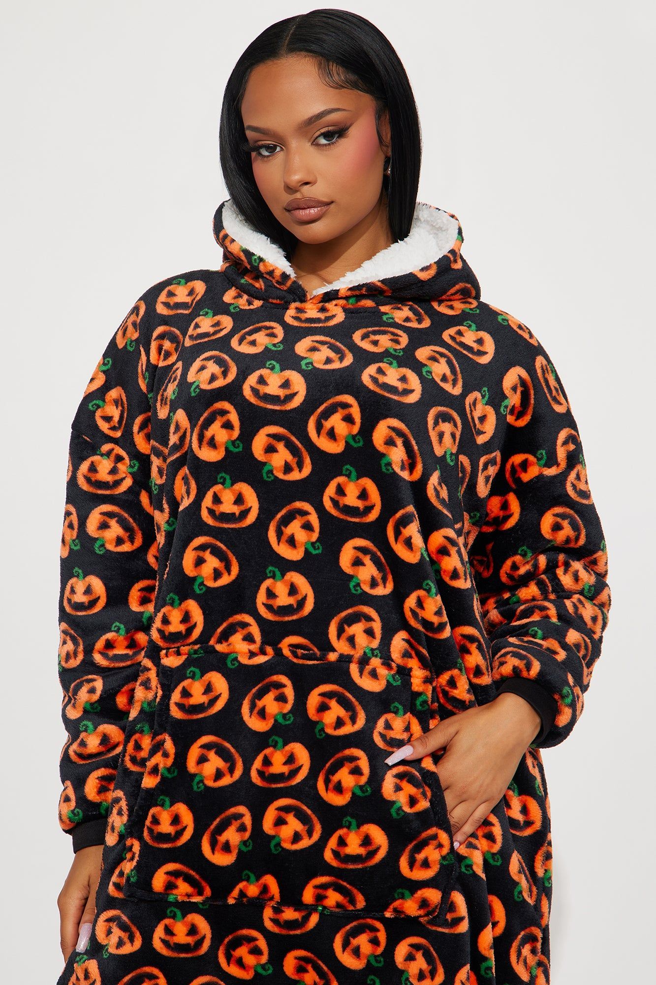 Pumpkin Patch Cuddles Plush PJ Hoodie - Black/Orange sold by Fashion Nova product image thumbnail 2