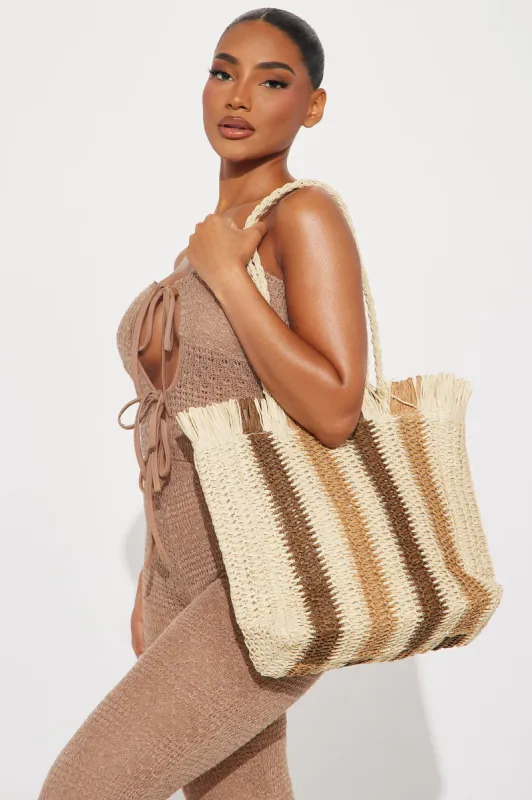 Beachside Lounge Tote Bag - Natural/Combo sold by Fashion Nova