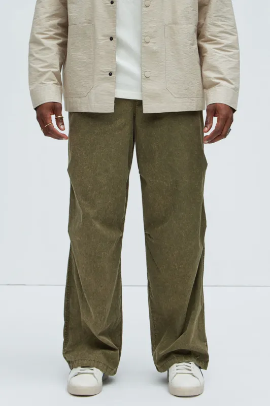 Tyreke Ewaist Baggy Pants - Green sold by Fashion Nova