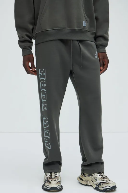The City That Never Sleeps Sweatpant - Black sold by Fashion Nova