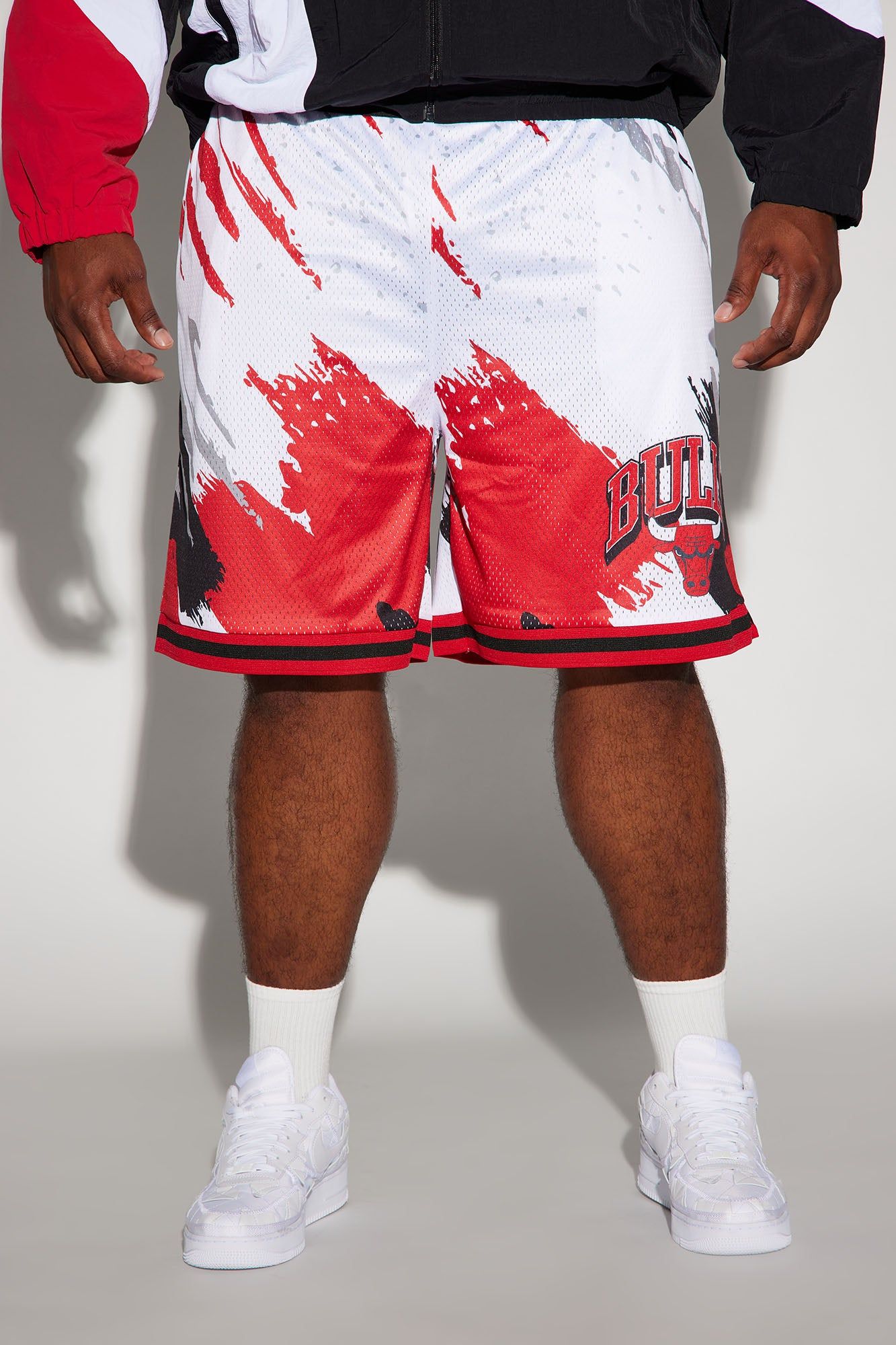 Bulls Wet Paint Mesh Shorts - White/combo sold by Fashion Nova product image thumbnail 2