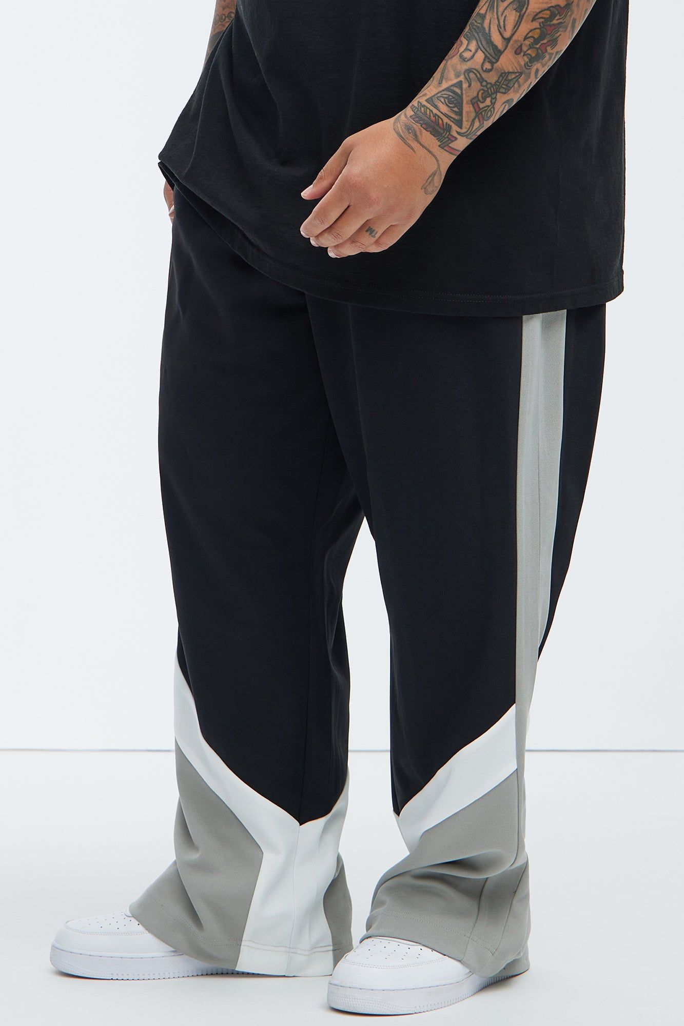 Dune Relaxed Track Pants - Black/combo sold by Fashion Nova product image thumbnail 5