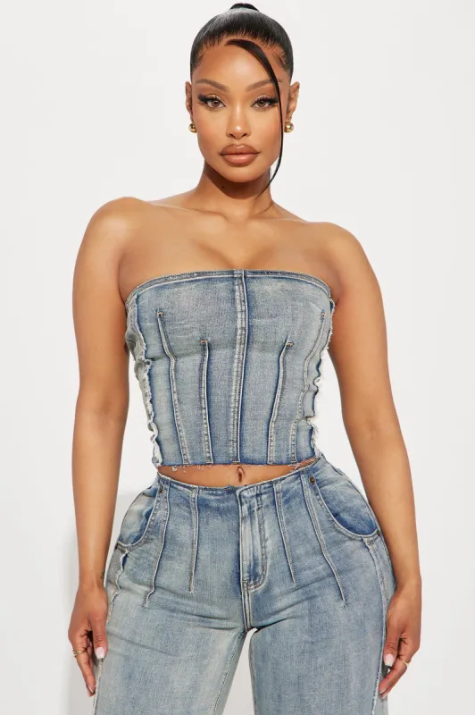 Amber Strapless Denim Top - Vintage Wash sold by Fashion Nova