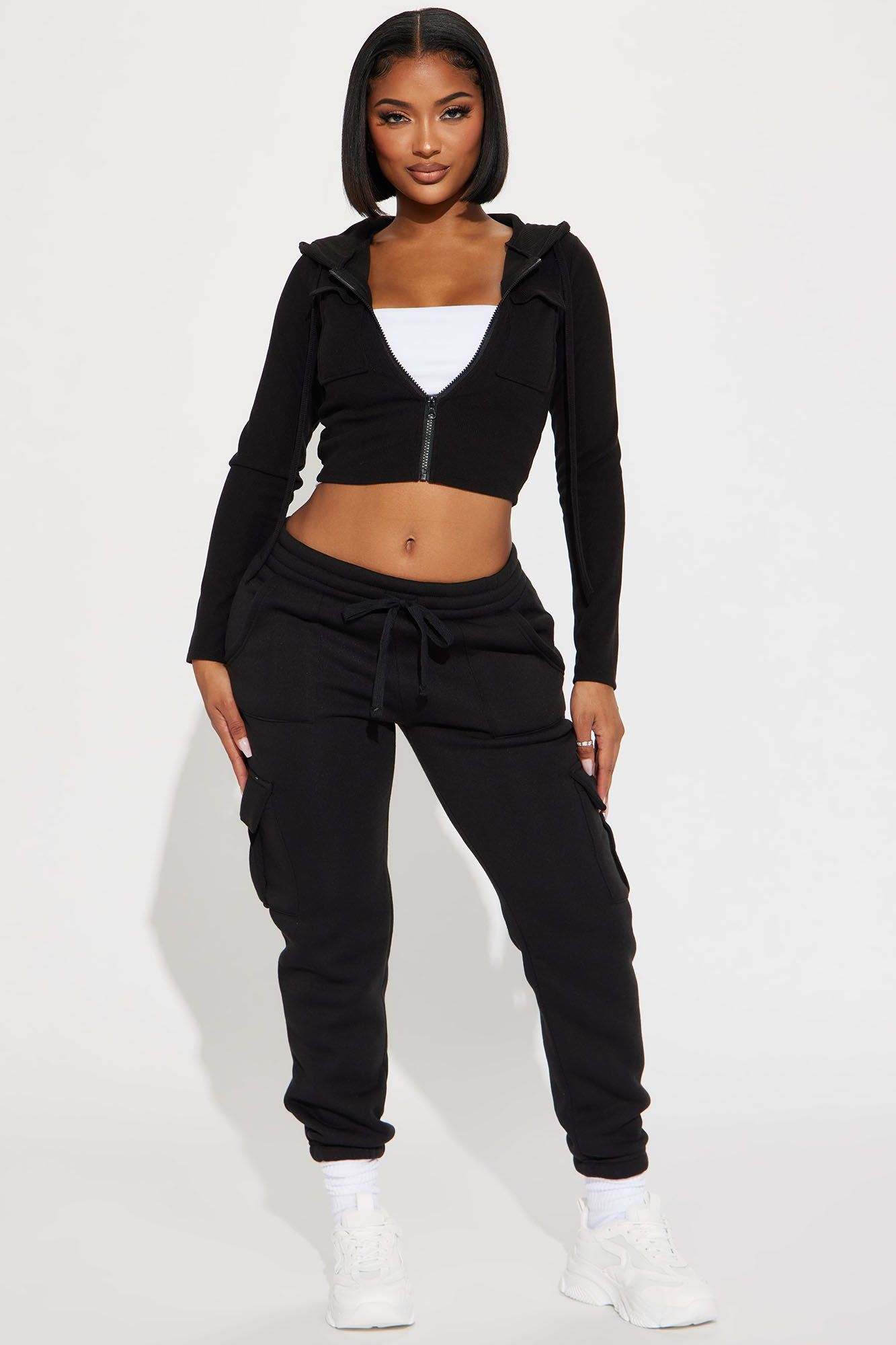 My Goodies Fleece Cargo Lounge Jogger - Black sold by Fashion Nova