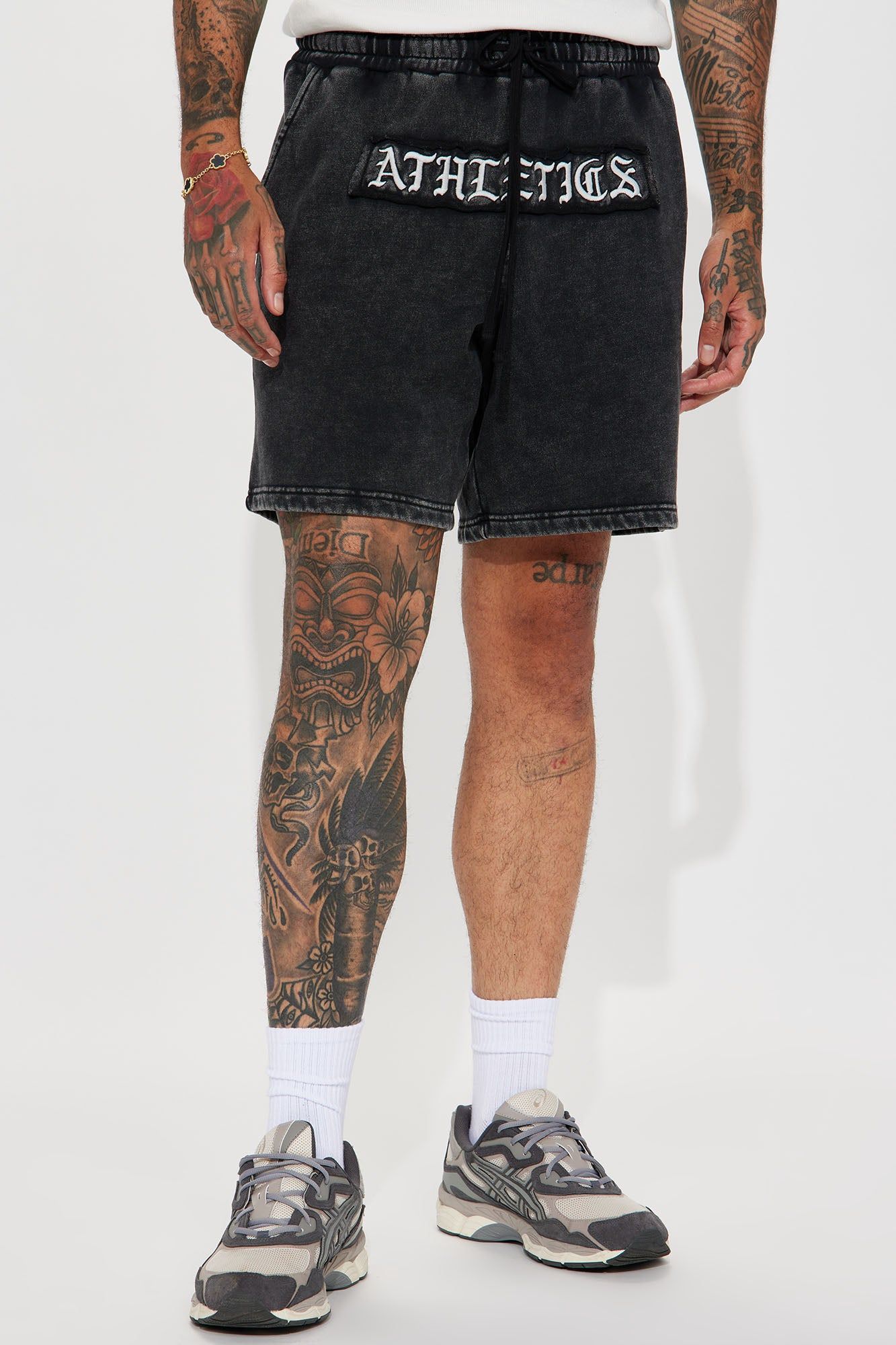 Athletics Relaxed Sweatshort - Black sold by Fashion Nova