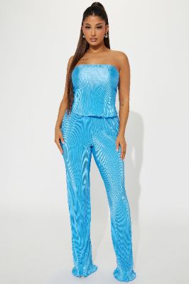 Madelynn Plisse Pant Set - Blue sold by Fashion Nova