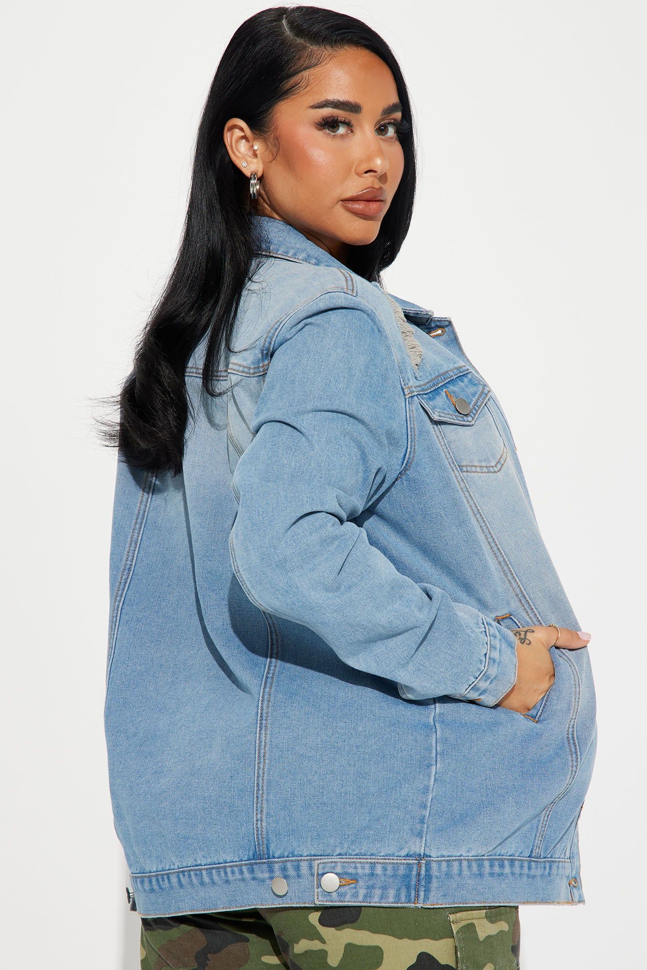 Pay A Visit Boyfriend Denim Jacket - Light Wash sold by Fashion Nova product image thumbnail 3