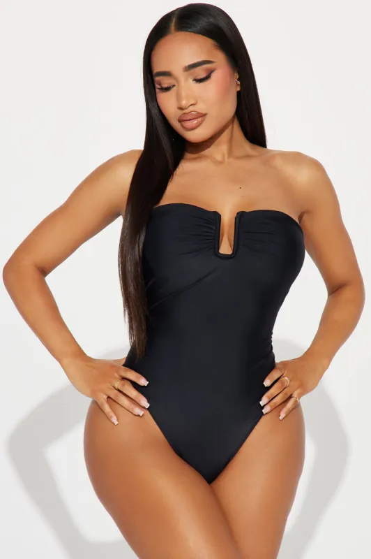 Laila Square Wire 1 Piece Swimsuit - Black sold by Fashion Nova