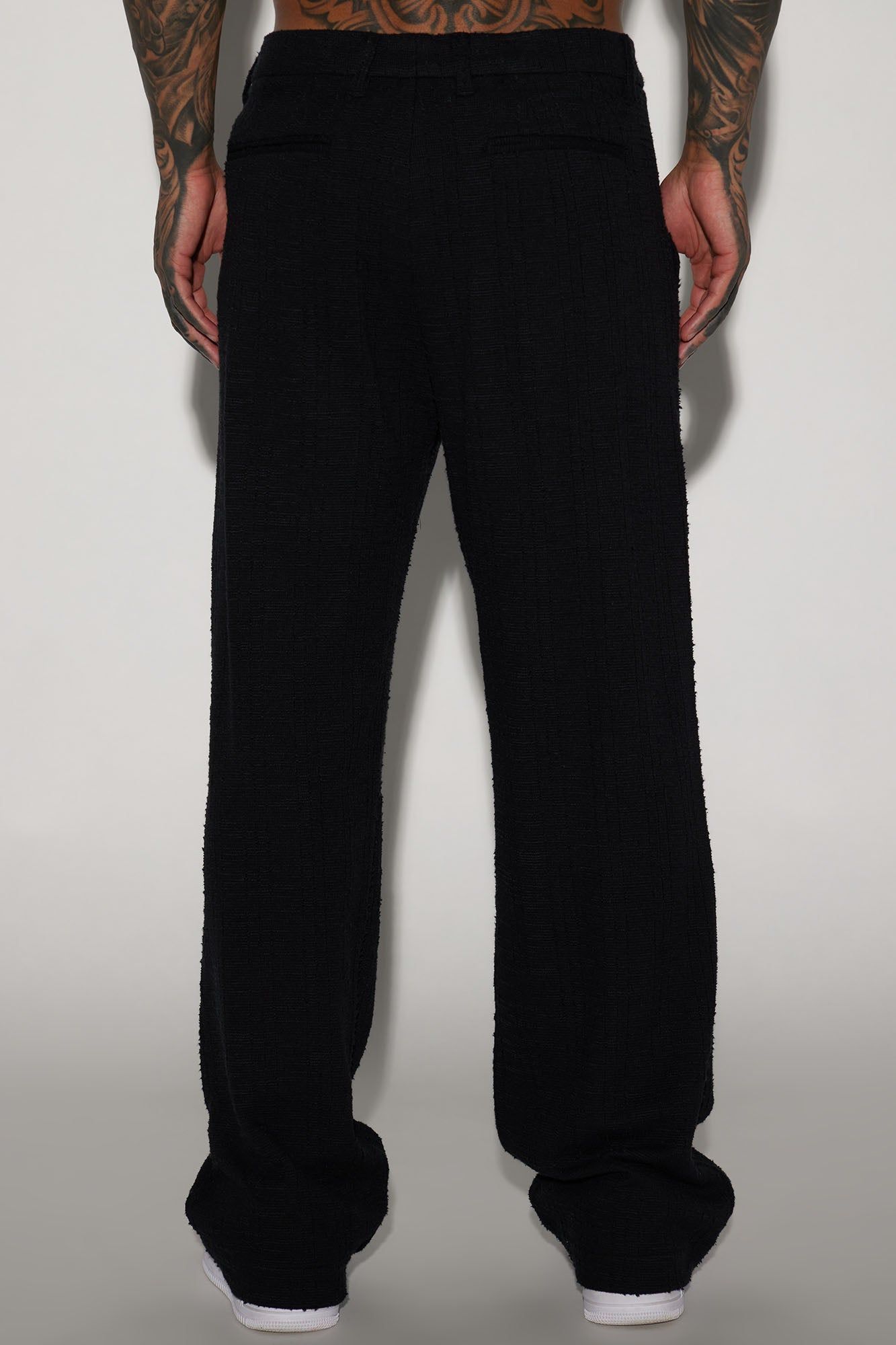 Jordan Textured Pleated Loose Trousers - Black sold by Fashion Nova product image thumbnail 4