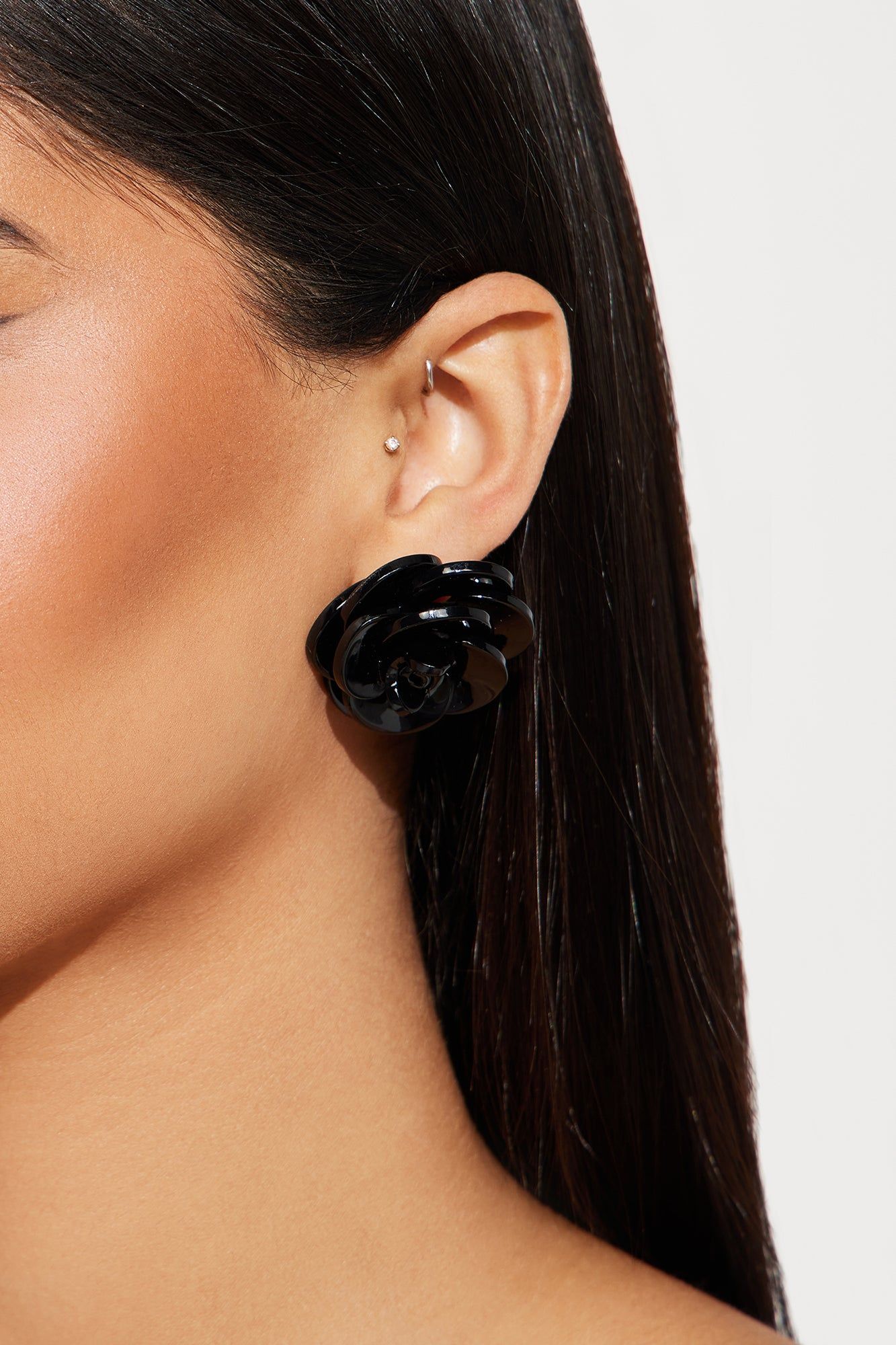 Pretty Pretty Flower Earrings - Black sold by Fashion Nova