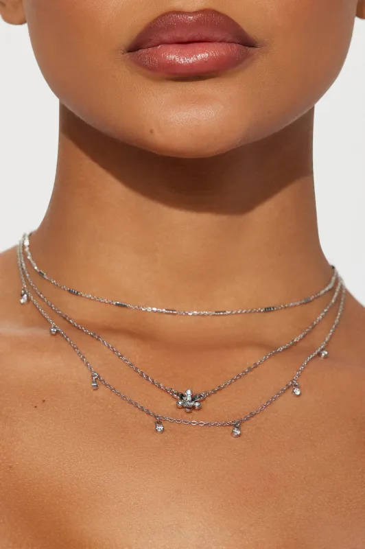 Shine And Bloom Necklace - Silver sold by Fashion Nova