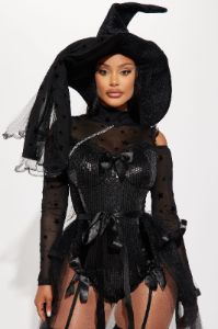 Star Magic Witch 2 Piece Costume Set - Black sold by Fashion Nova