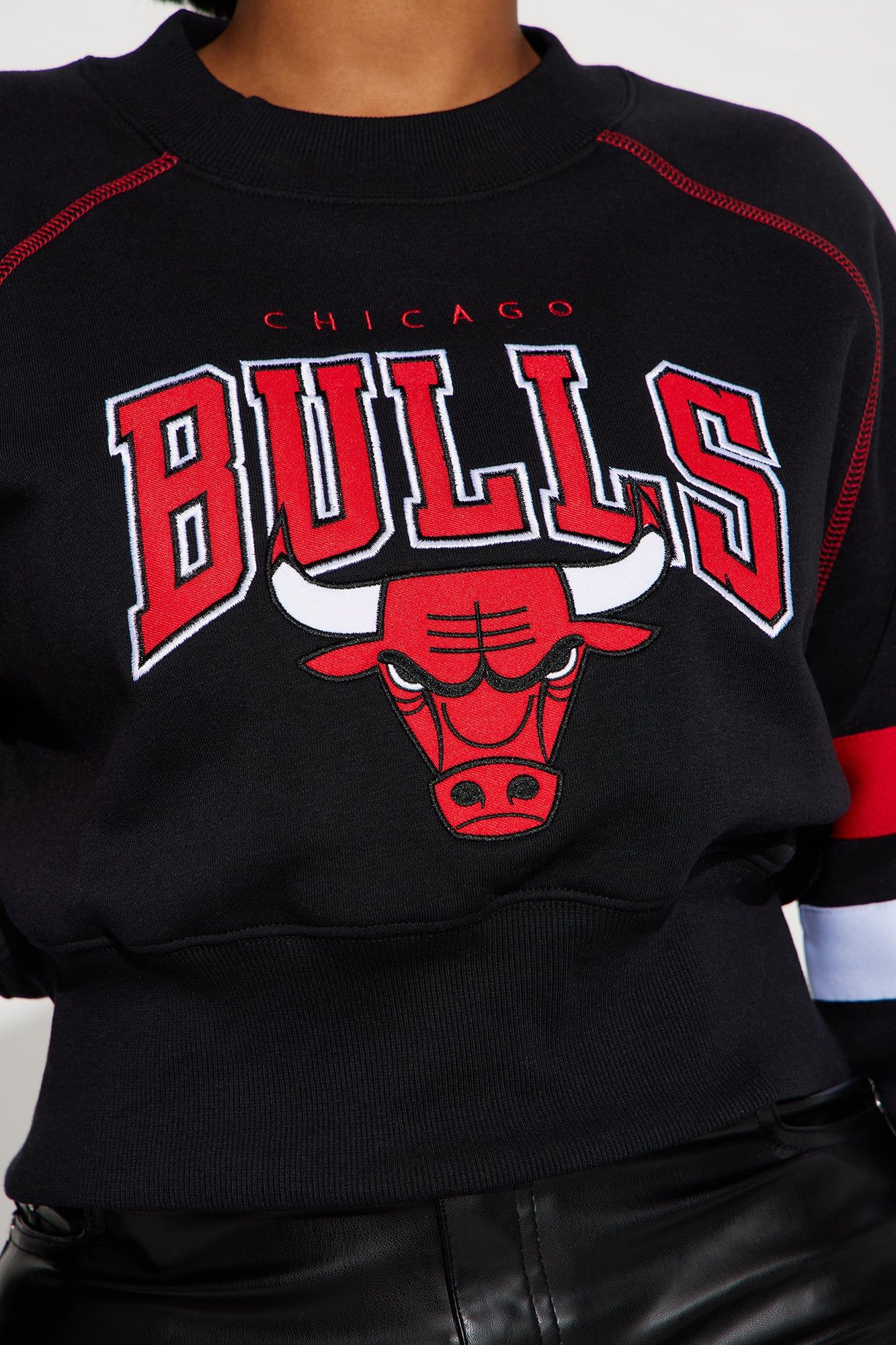 Bulls House Crew Neck Sweatshirt - Black sold by Fashion Nova product image thumbnail 3
